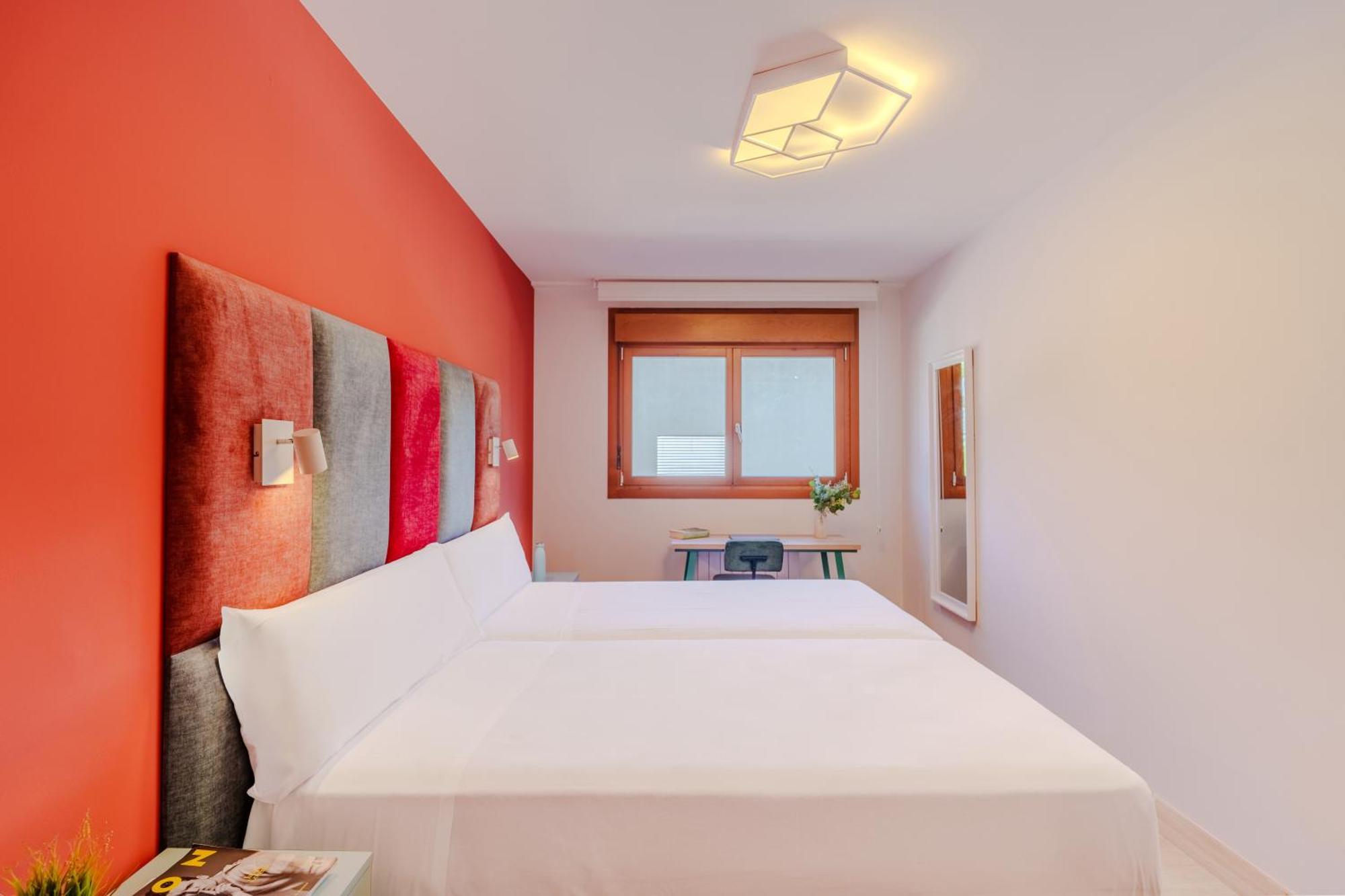 Spirit Apartamentos Atxuri Bilbao Exterior photo